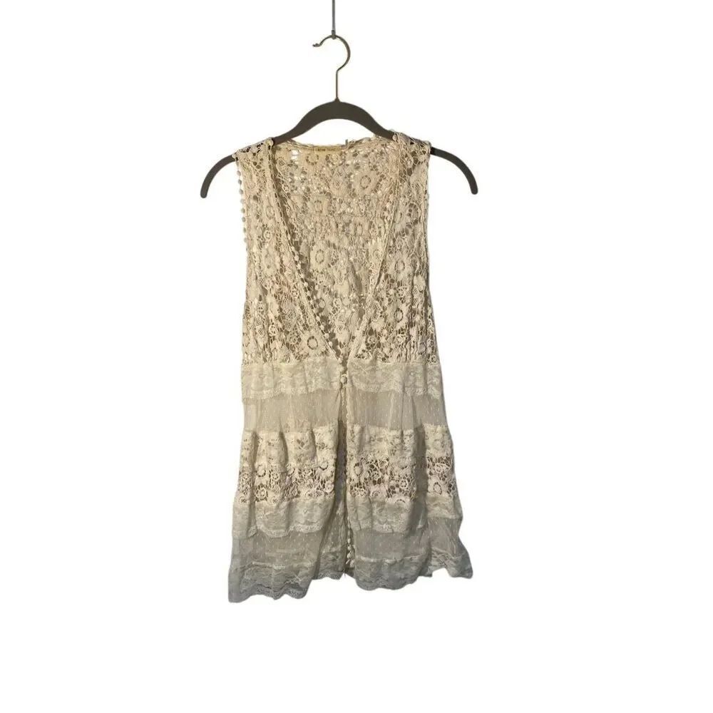 Blue bird women’s  ivory BoHo lace crocheted top S